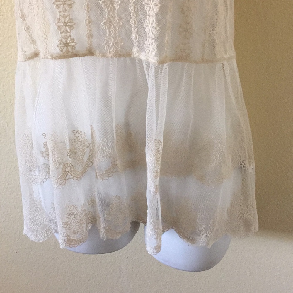 LACEY TOP - Picture 3 of 4